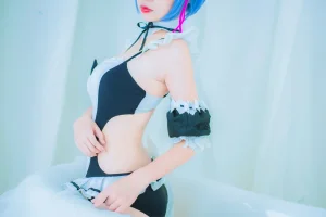 《蕾姆2号本 蕾姆泳装》｜二佐Nisa · 32张写真