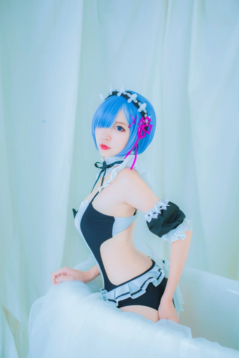 《蕾姆2号本 蕾姆泳装》｜二佐Nisa · 32张写真