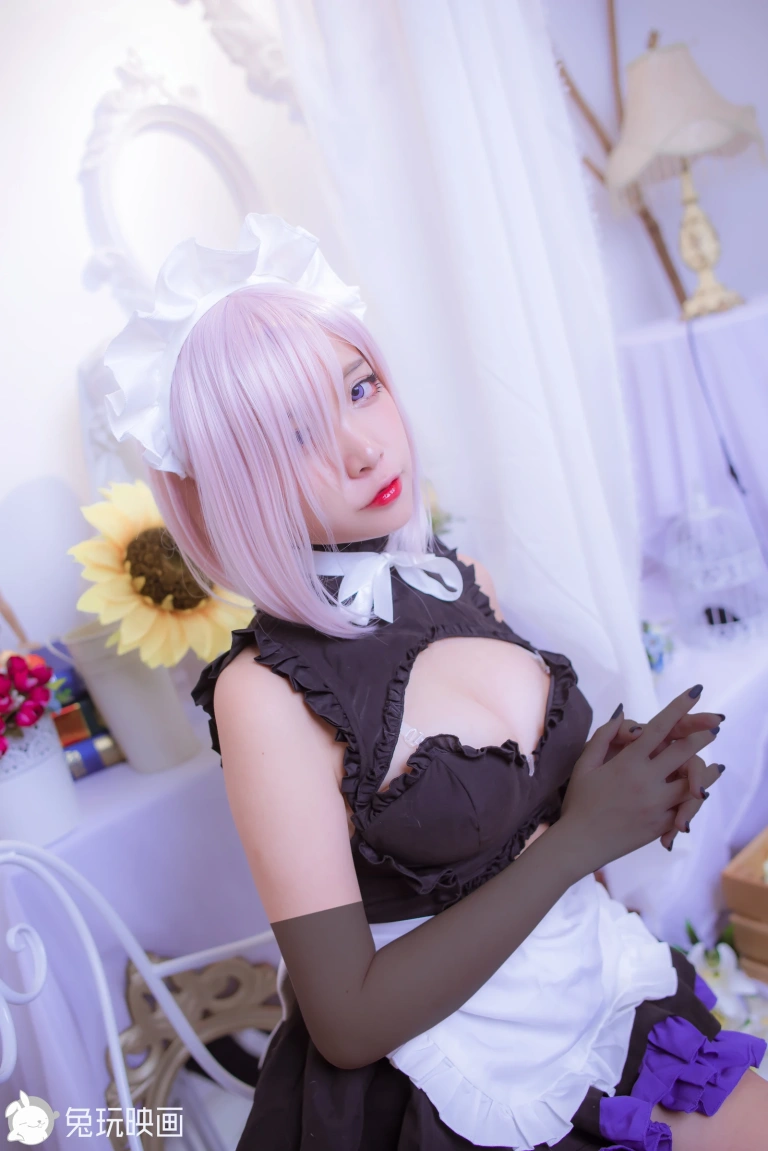 《玛修女仆》｜二佐Nisa · 7张写真