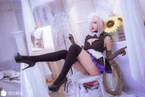 《玛修女仆》｜二佐Nisa · 7张写真