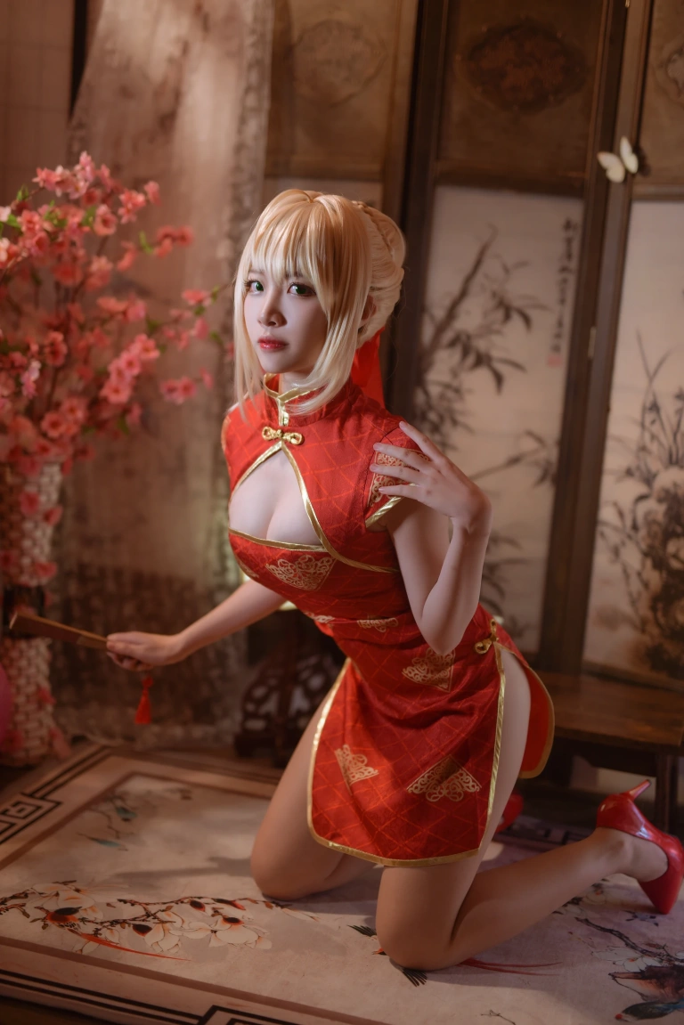 《旗袍本 Fate尼禄旗袍》｜二佐Nisa · 20张写真
