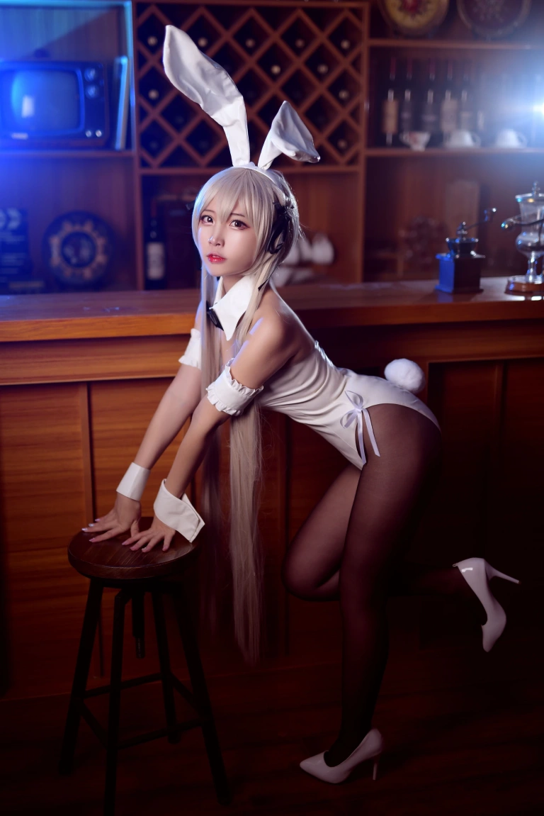 《穹妹兔女郎》｜二佐Nisa · 17张写真