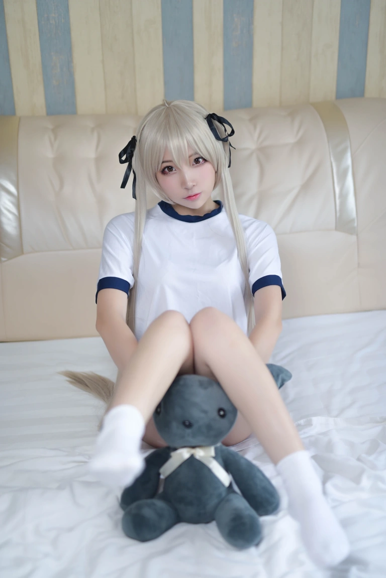 《穹妹运动服》｜二佐Nisa · 29张写真