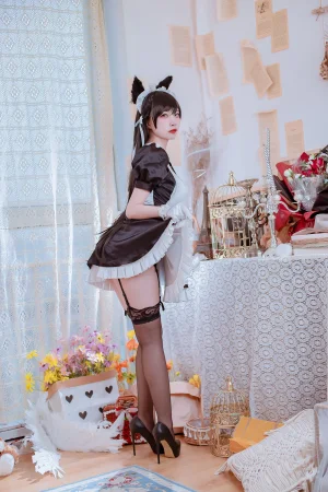 《犬之眷 碧蓝爱宕女仆》｜二佐Nisa · 19张写真