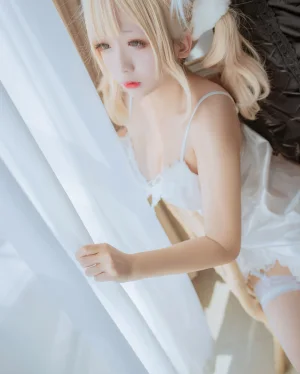 《私房双人猫耳 – 日奈娇x二佐》｜二佐Nisa · 43张写真