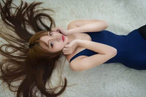 《死库水-黑丝》｜二佐Nisa · 19张写真