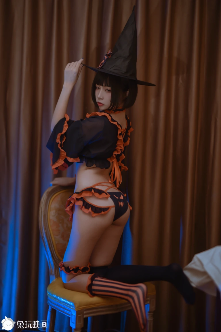 《万圣节女巫 – 兔玩映画》｜二佐Nisa · 39张写真