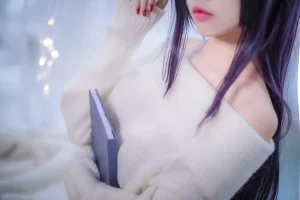 《霞之丘诗羽学姐毛衣》｜二佐Nisa · 47张写真