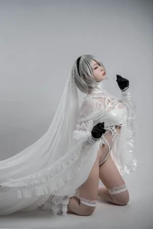 《2b同人花嫁》｜二佐Nisa · 26张写真