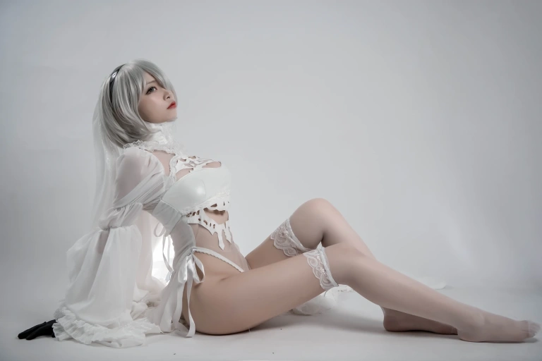 《2b同人花嫁》｜二佐Nisa · 26张写真