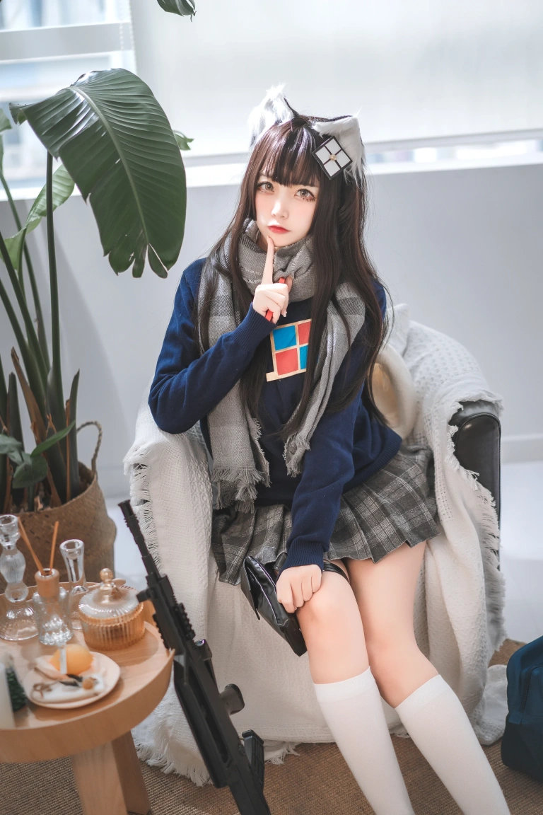 《2020.11月铁粉福利 少前95式JK》｜二佐Nisa · 13张写真