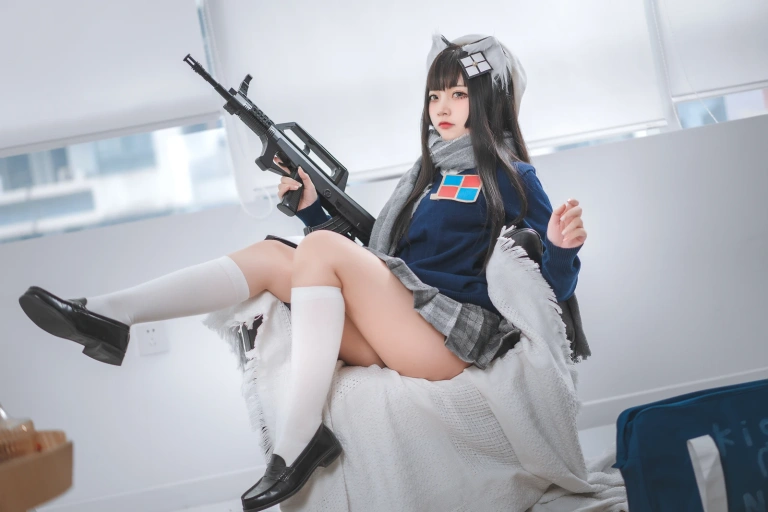 《2020.11月铁粉福利 少前95式JK》｜二佐Nisa · 13张写真