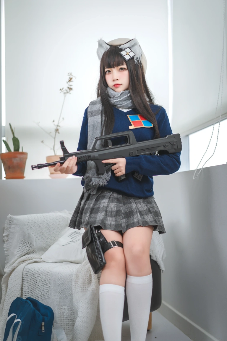 《2020.11月铁粉福利 少前95式JK》｜二佐Nisa · 13张写真