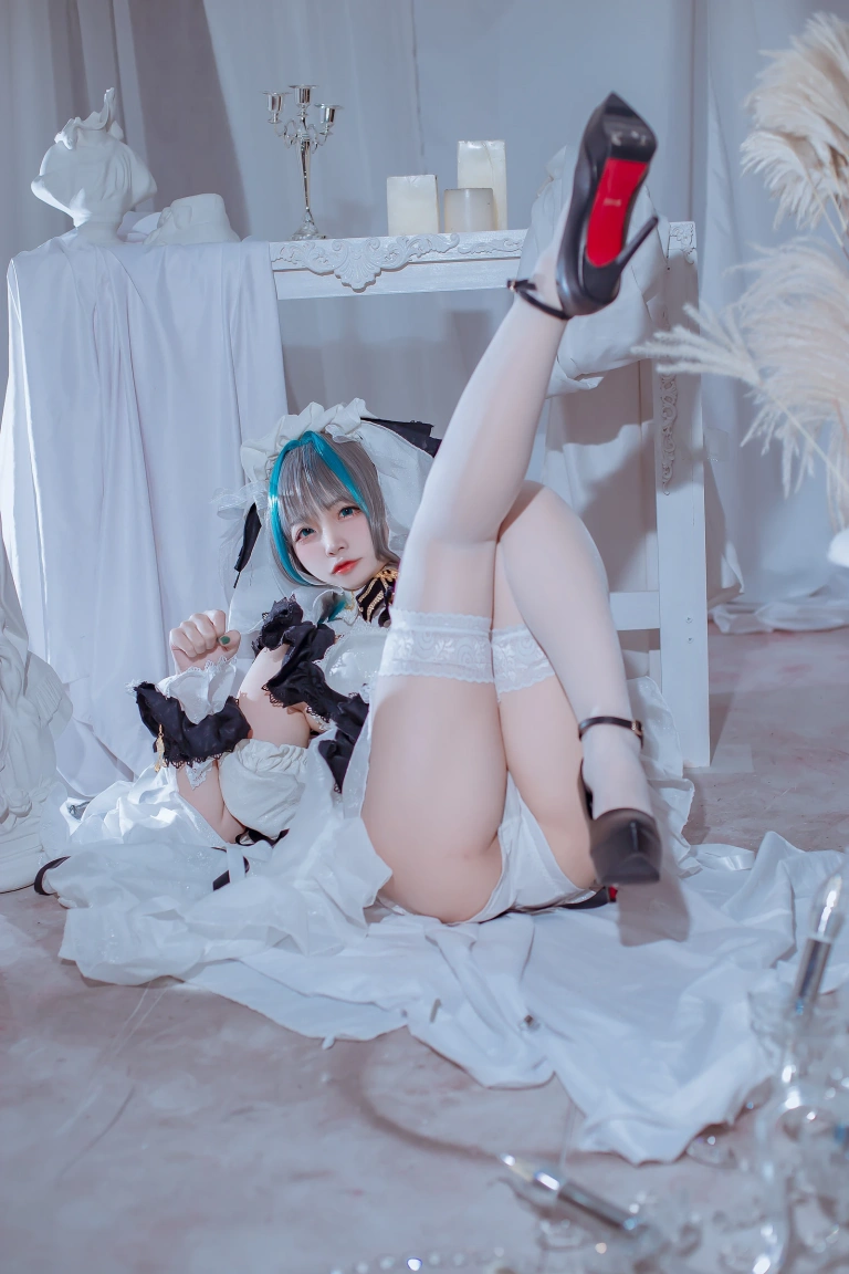 《碧蓝航线 柴郡》｜二佐Nisa · 30张写真