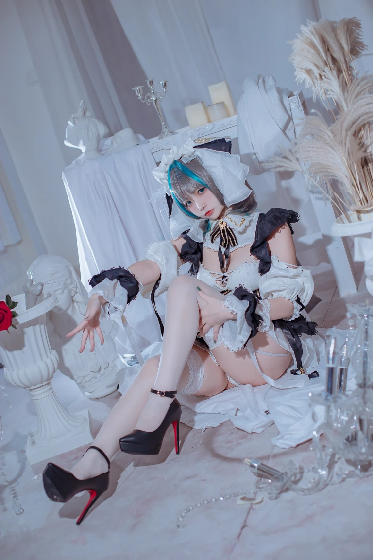《碧蓝航线 柴郡》｜二佐Nisa · 30张写真