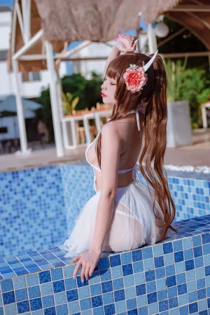 《碧蓝航线 鲟泳装》｜二佐Nisa · 9张写真