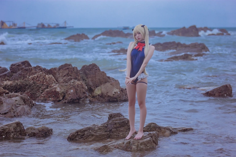《碧蓝航线 玛丽罗斯泳装》｜二佐Nisa · 13张写真