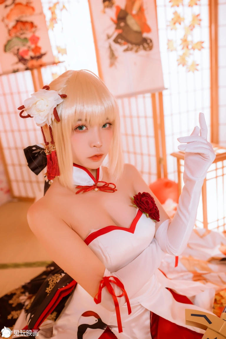 《Saber》｜二佐Nisa · 19张写真
