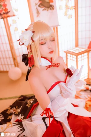 《Saber》｜二佐Nisa · 19张写真