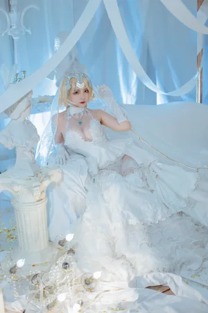 《Fate贞德花嫁》｜二佐Nisa · 12张写真
