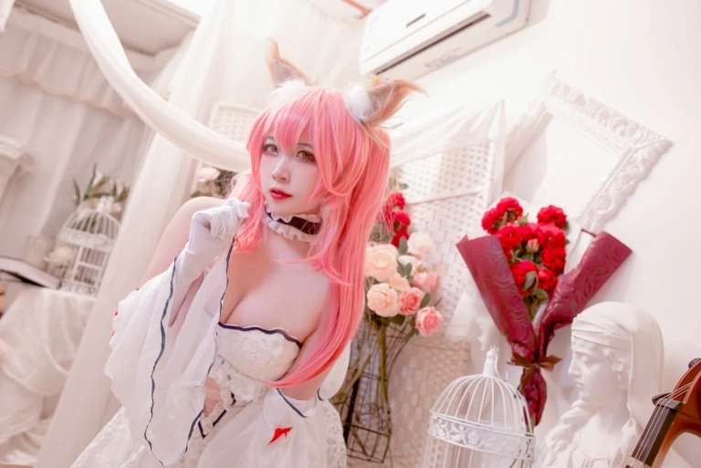 《Fate玉藻前婚纱》｜二佐Nisa · 9张写真