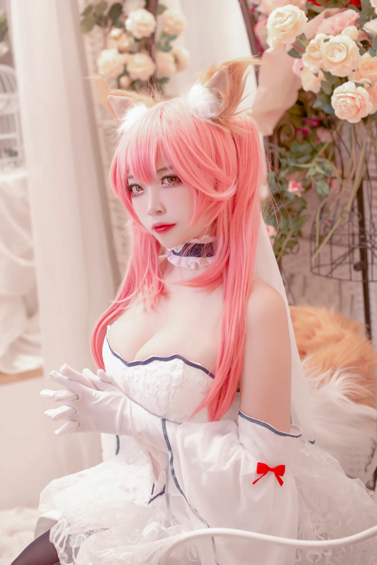 《Fate玉藻前婚纱》｜二佐Nisa · 9张写真