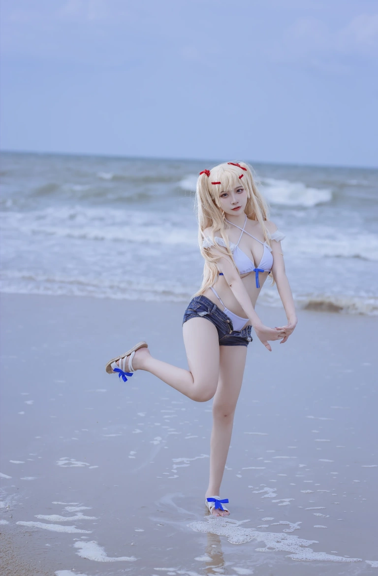 《碧蓝 苏塞克斯泳装》｜二佐Nisa · 20张写真
