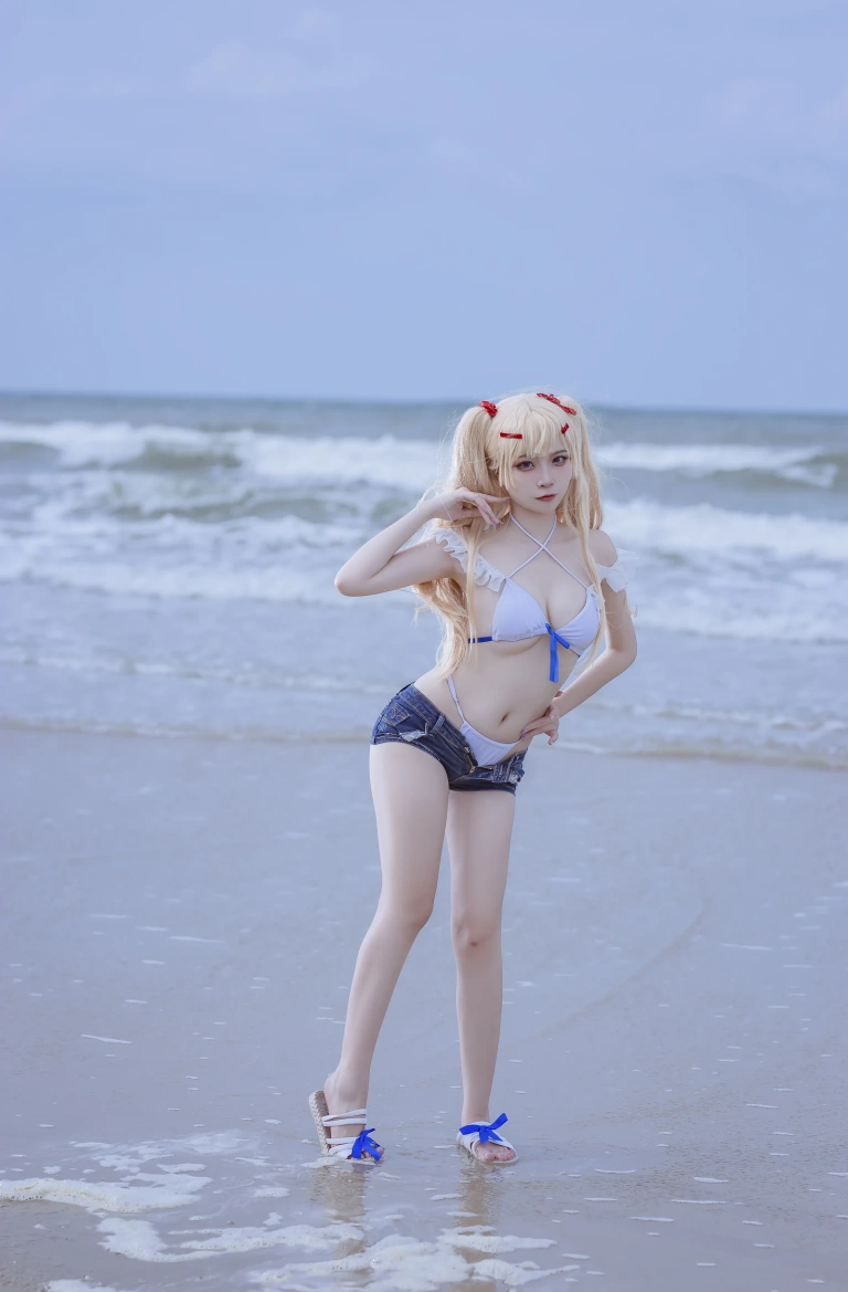 《碧蓝 苏塞克斯泳装》｜二佐Nisa · 20张写真