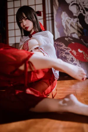 《私房巫女》｜二佐Nisa · 37张写真