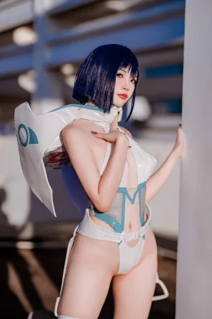 《战斗服》｜二佐Nisa · 18张写真
