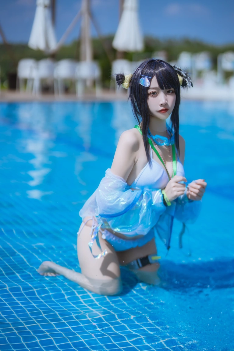 《泰拉夏日纪事 明日方舟 羽毛笔泳装》｜二佐Nisa · 25张写真