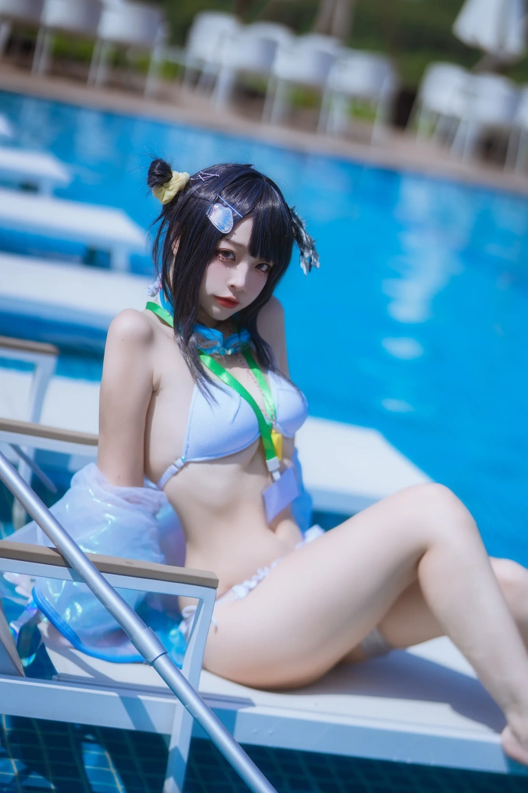 《泰拉夏日纪事 明日方舟 羽毛笔泳装》｜二佐Nisa · 25张写真