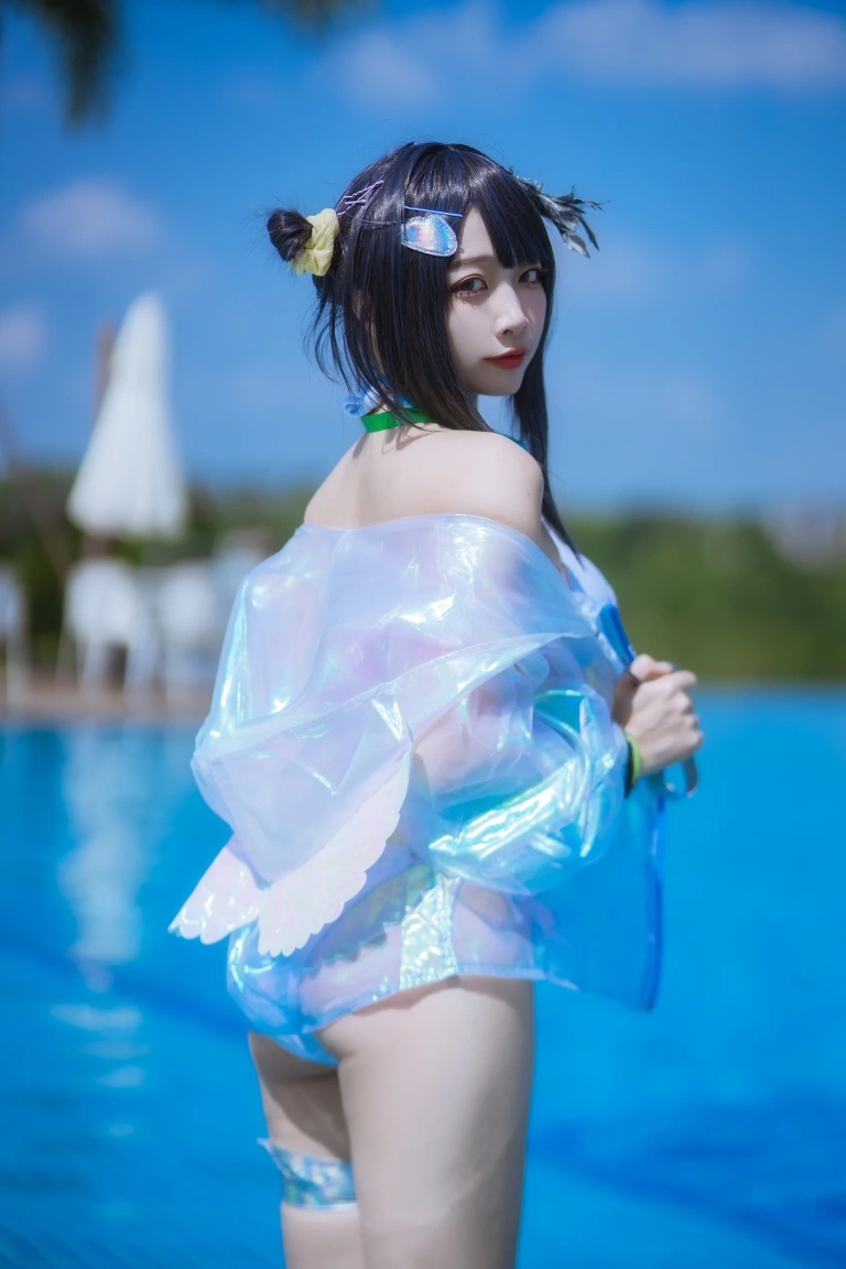 《泰拉夏日纪事 明日方舟 羽毛笔泳装》｜二佐Nisa · 25张写真