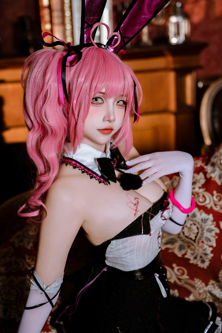 《交错战线 卡提那》｜二佐Nisa · 36张写真
