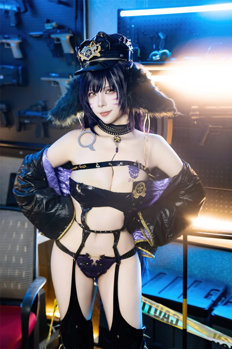 《碧蓝航线 武藏 女警》｜二佐Nisa · 25张写真