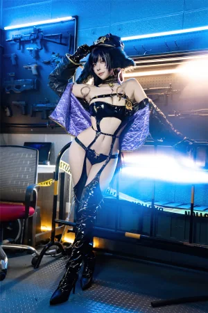 《碧蓝航线 武藏 女警》｜二佐Nisa · 25张写真