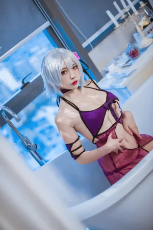 《FATE 黑贞水着》｜二佐Nisa · 40张写真