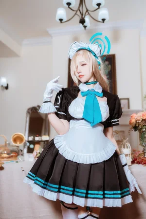 《蔚蓝档案 明日奈女仆》｜二佐Nisa · 30张写真
