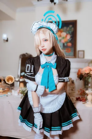 《蔚蓝档案 明日奈女仆》｜二佐Nisa · 30张写真