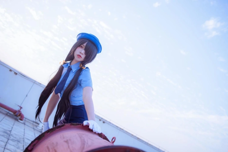 《约会大作战 狂三 女警》｜二佐Nisa · 28张写真