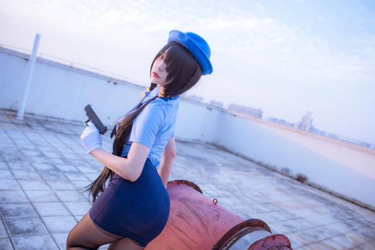 《约会大作战 狂三 女警》｜二佐Nisa · 28张写真
