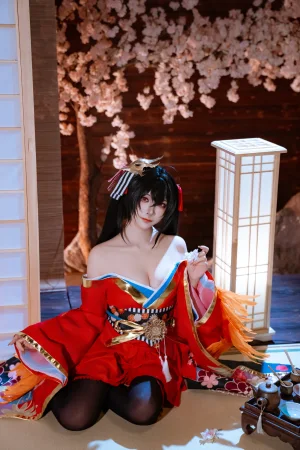 《碧蓝航线 大凤 原皮》｜二佐Nisa · 35张写真