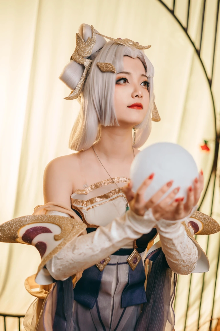 《美丽的嫦娥》｜许枳 · 21张写真