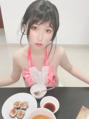 《人妻围裙》｜芋圆侑子 · 226张写真、5 个视频