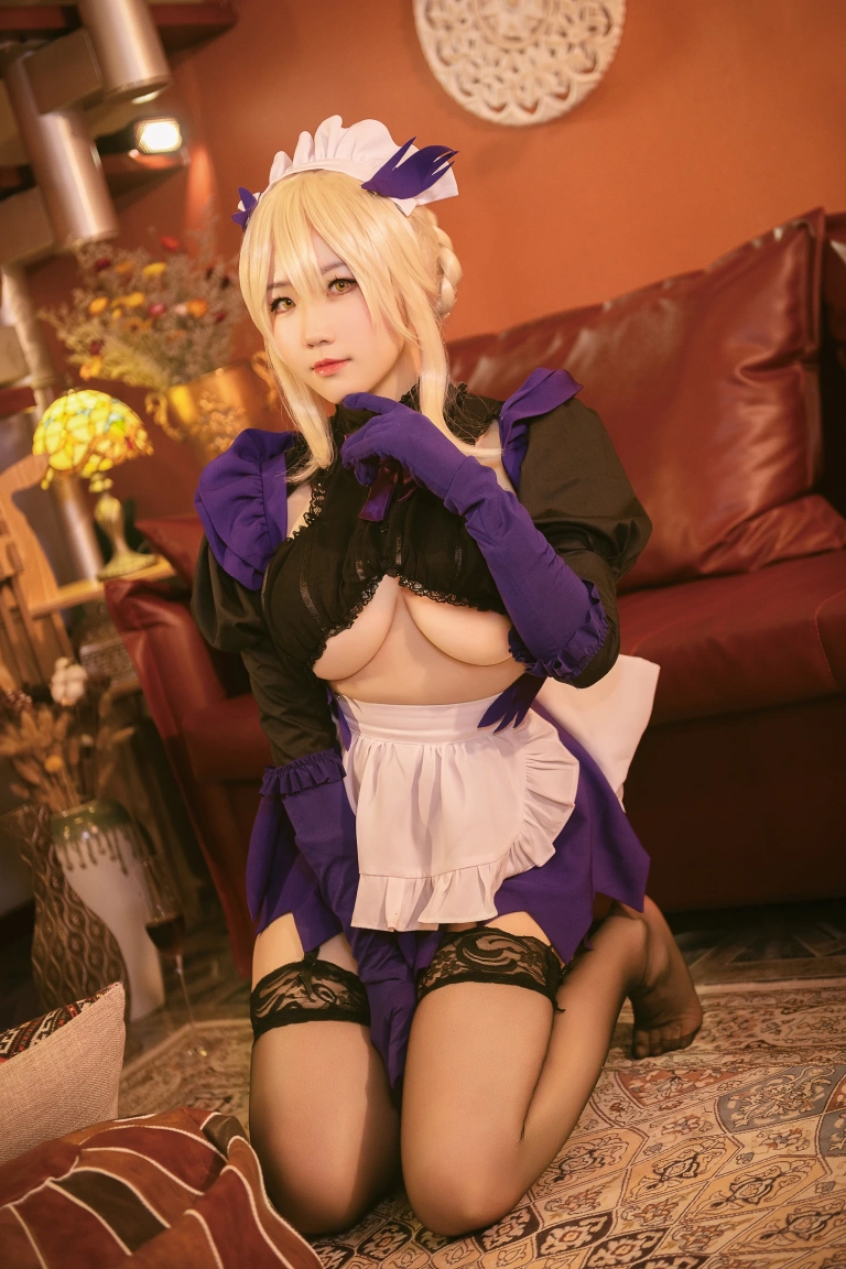 《黑枪呆女仆》｜是本末末 · 28张写真