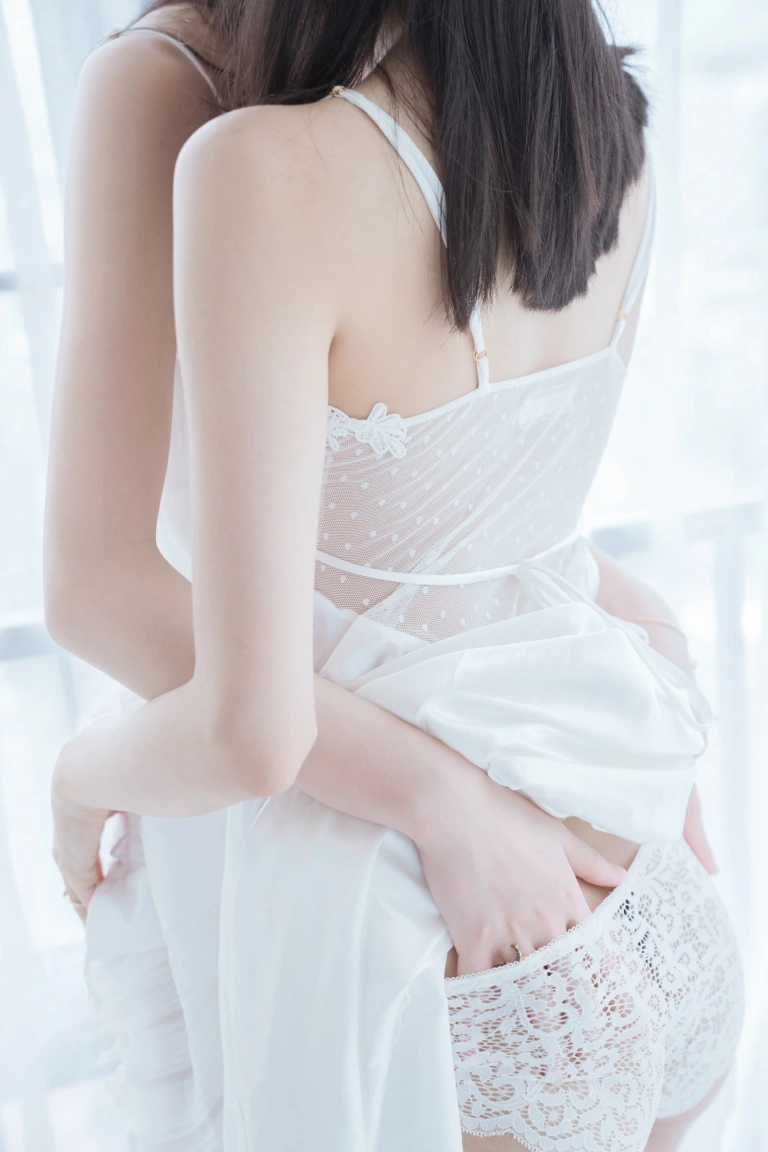 《朝（白裙×白裙）》｜木棉棉&桜桃喵 · 58张写真