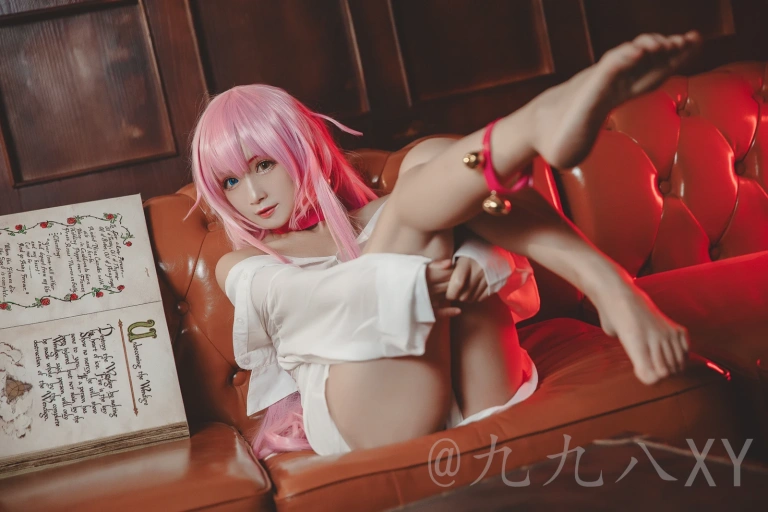 《neko》｜九九八 · 36张写真