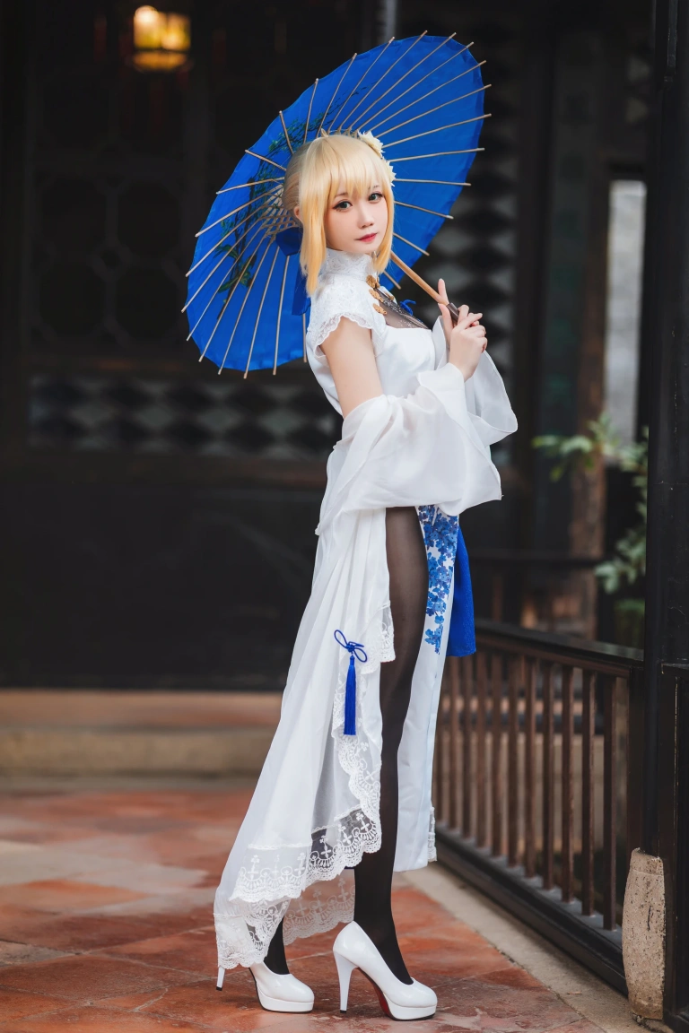 《Saber旗袍》｜焖焖碳 · 28张写真