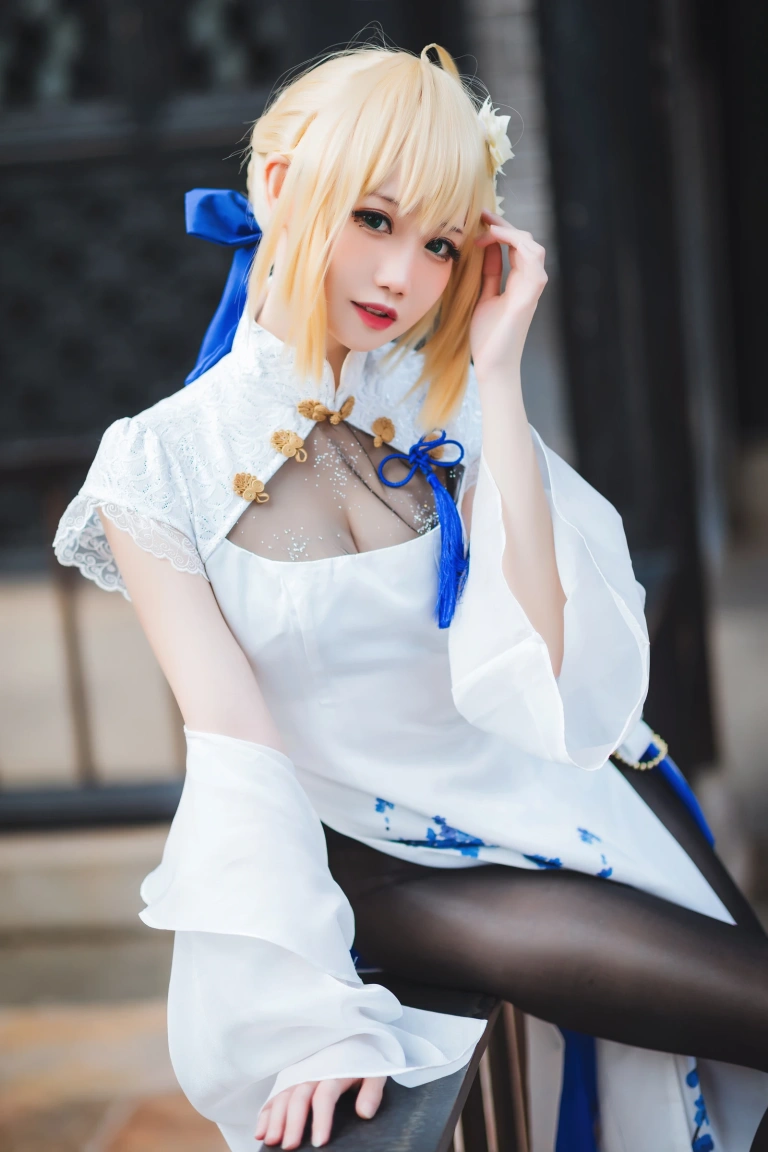 《Saber旗袍》｜焖焖碳 · 28张写真