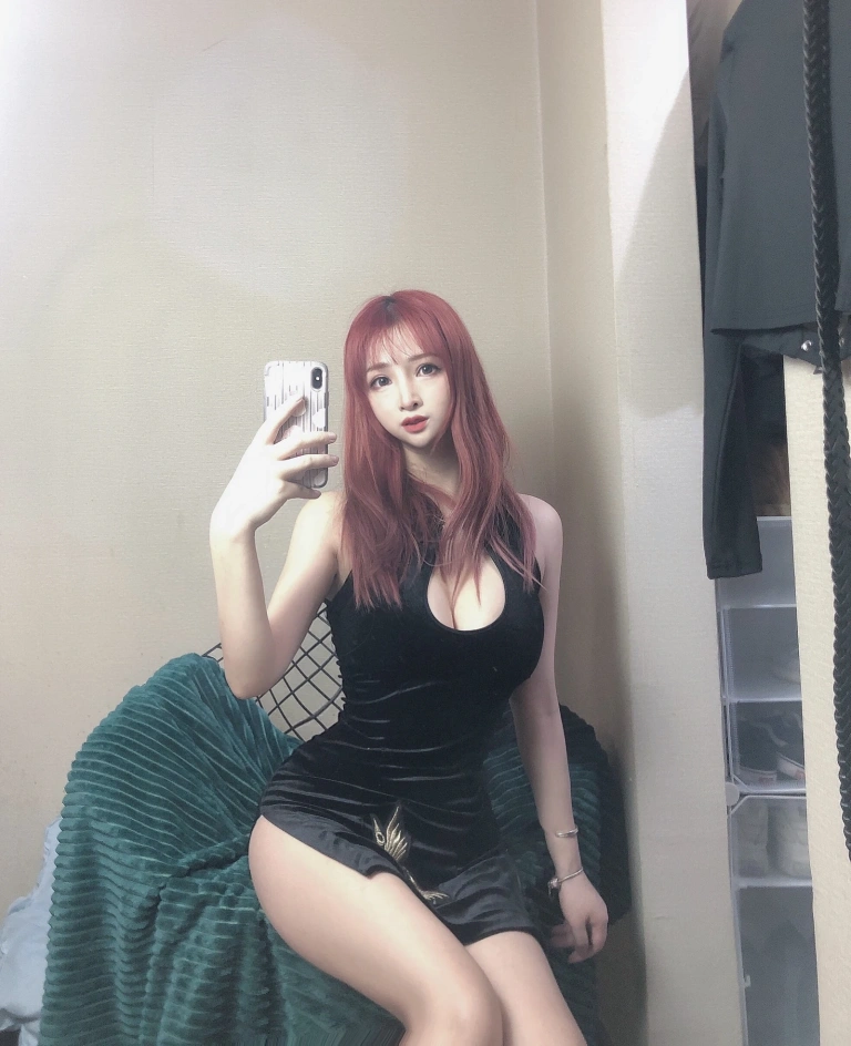 《自拍系列01》｜叉子宝宝 · 45张写真